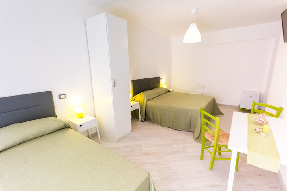バレストラーテ Stanze Del Mare Bed & Breakfast エクステリア 写真