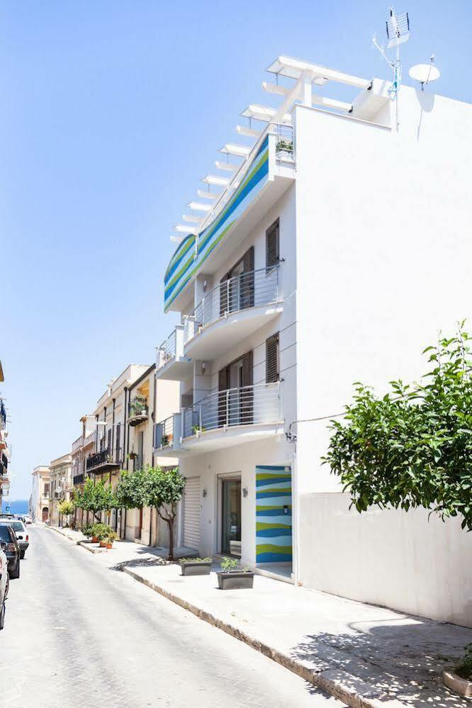 バレストラーテ Stanze Del Mare Bed & Breakfast エクステリア 写真